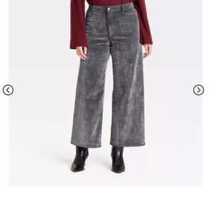 Chic Wide-Leg Gray Pants